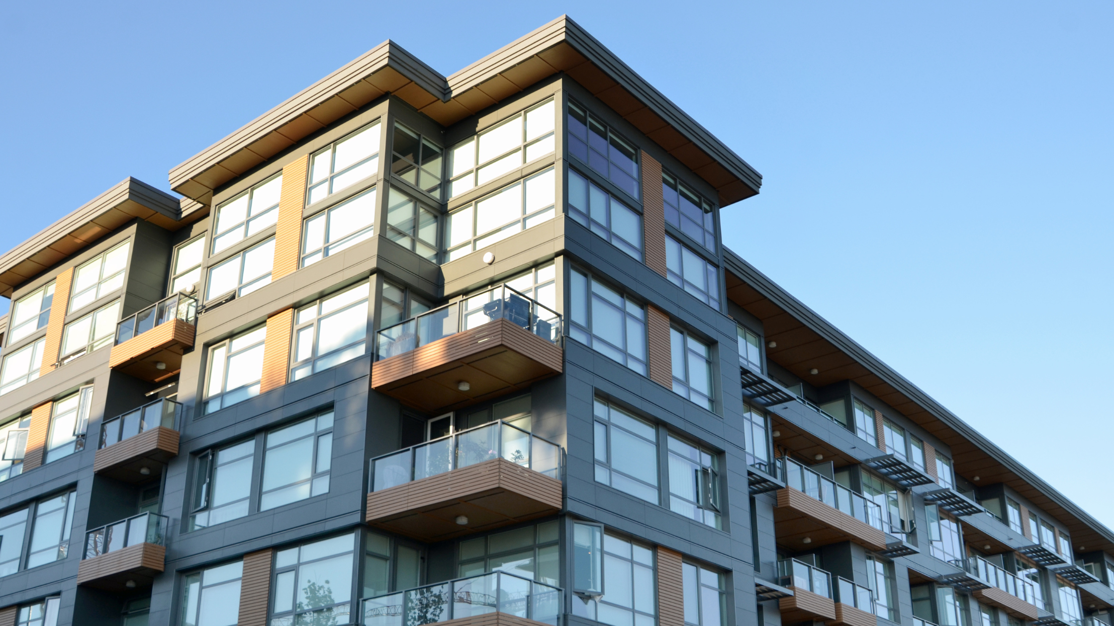 What is Multifamily Syndication & Why Invest in it
