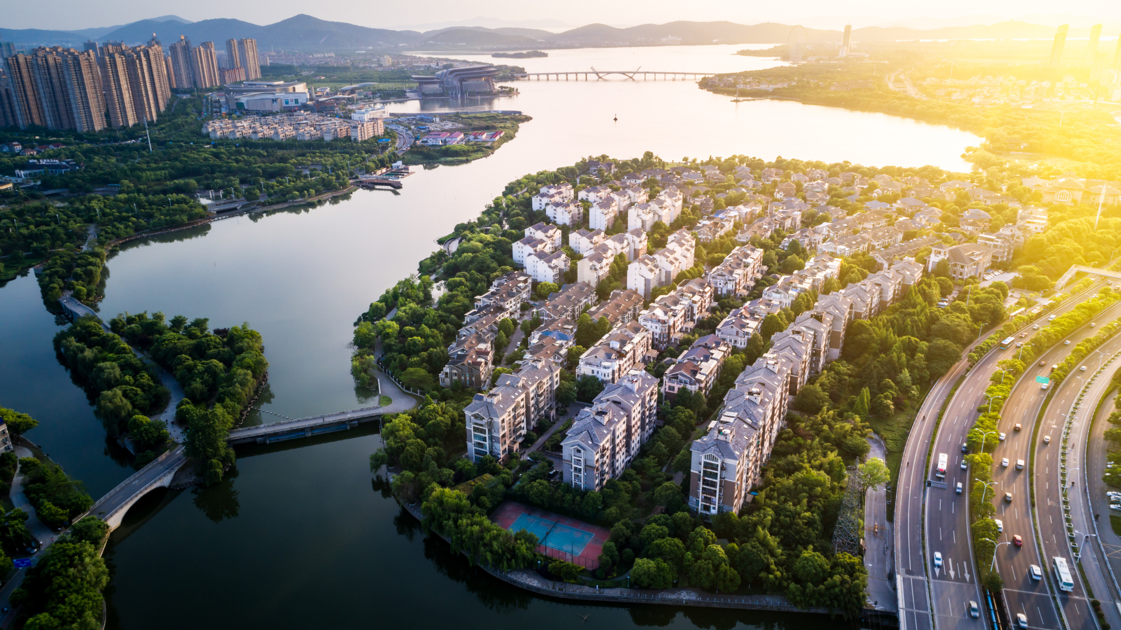 Why Putting Money into Shoreside Real Estate Properties is a Win!
